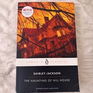 Penguin Classics 'The Haunting of Hill House' Book